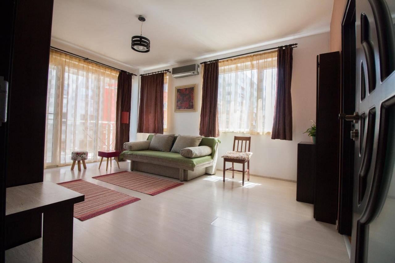 Apartamento Sweet House Arad Exterior foto